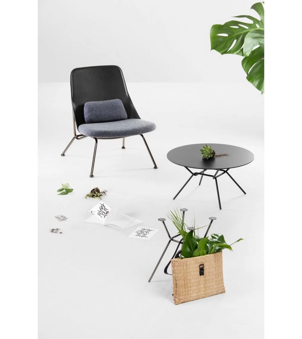 STRAIN design round coffee table - PROSTORIA