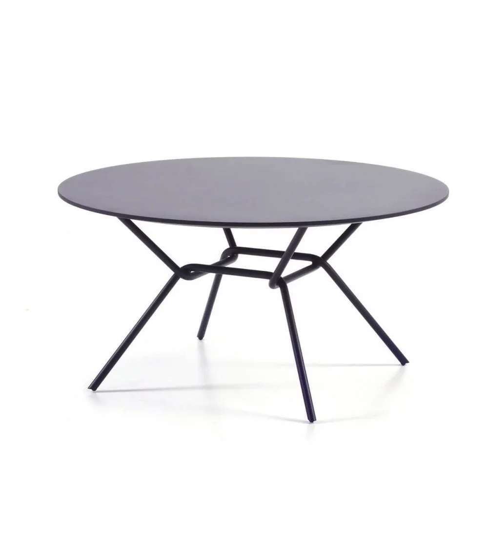 Strain Black Round Coffee Table Prostoria