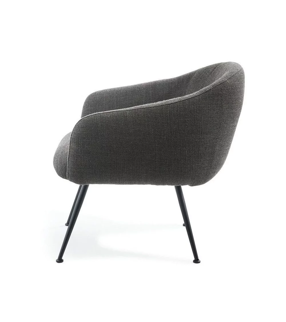 Design en comfortabele fauteuil in grijze stof BUDDY - POLS POTTEN