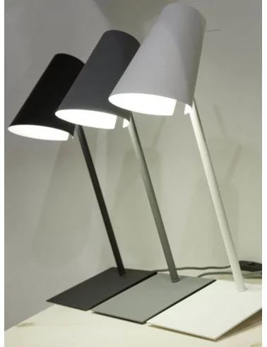 Lámpara de mesa de diseño en metal CARDIFF - IT'S ABOUT ROMI