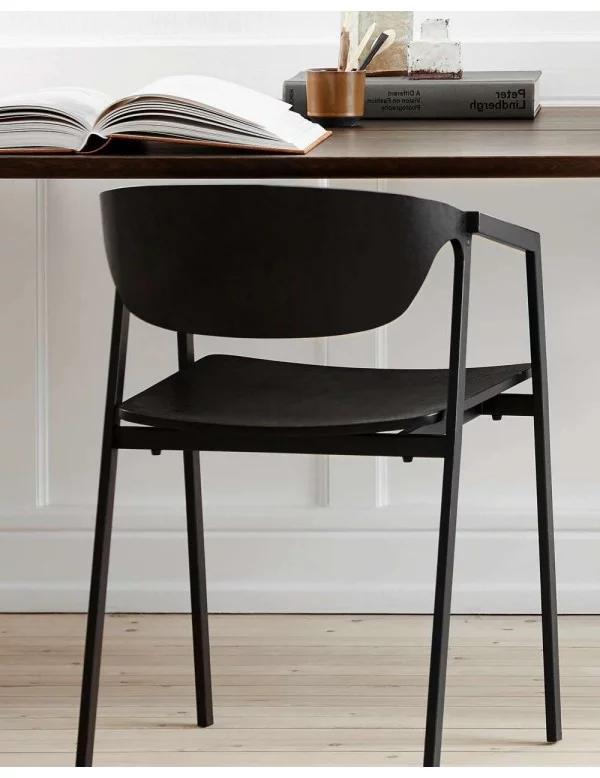 Cadeira design em madeira preta SAC - WOUD