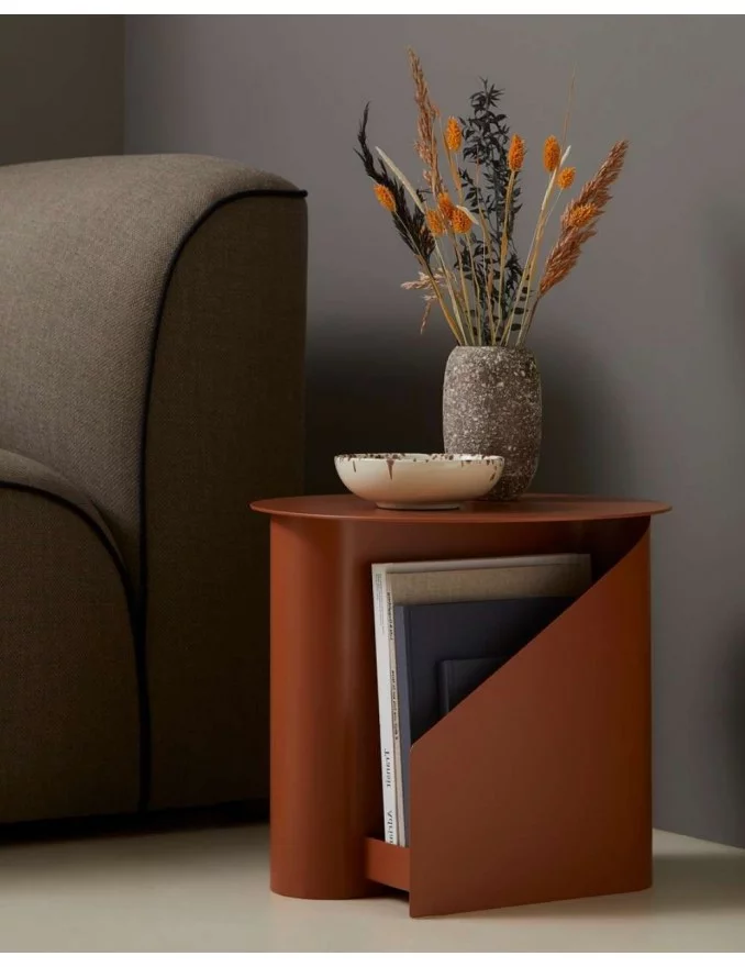 Tavolino di design Sentrum in metallo arancione - WOUD