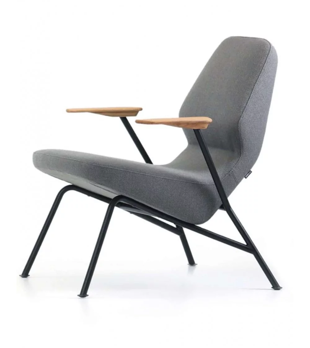 Design armchair in metal fabric with wood armrests OBLIQUE prostoria