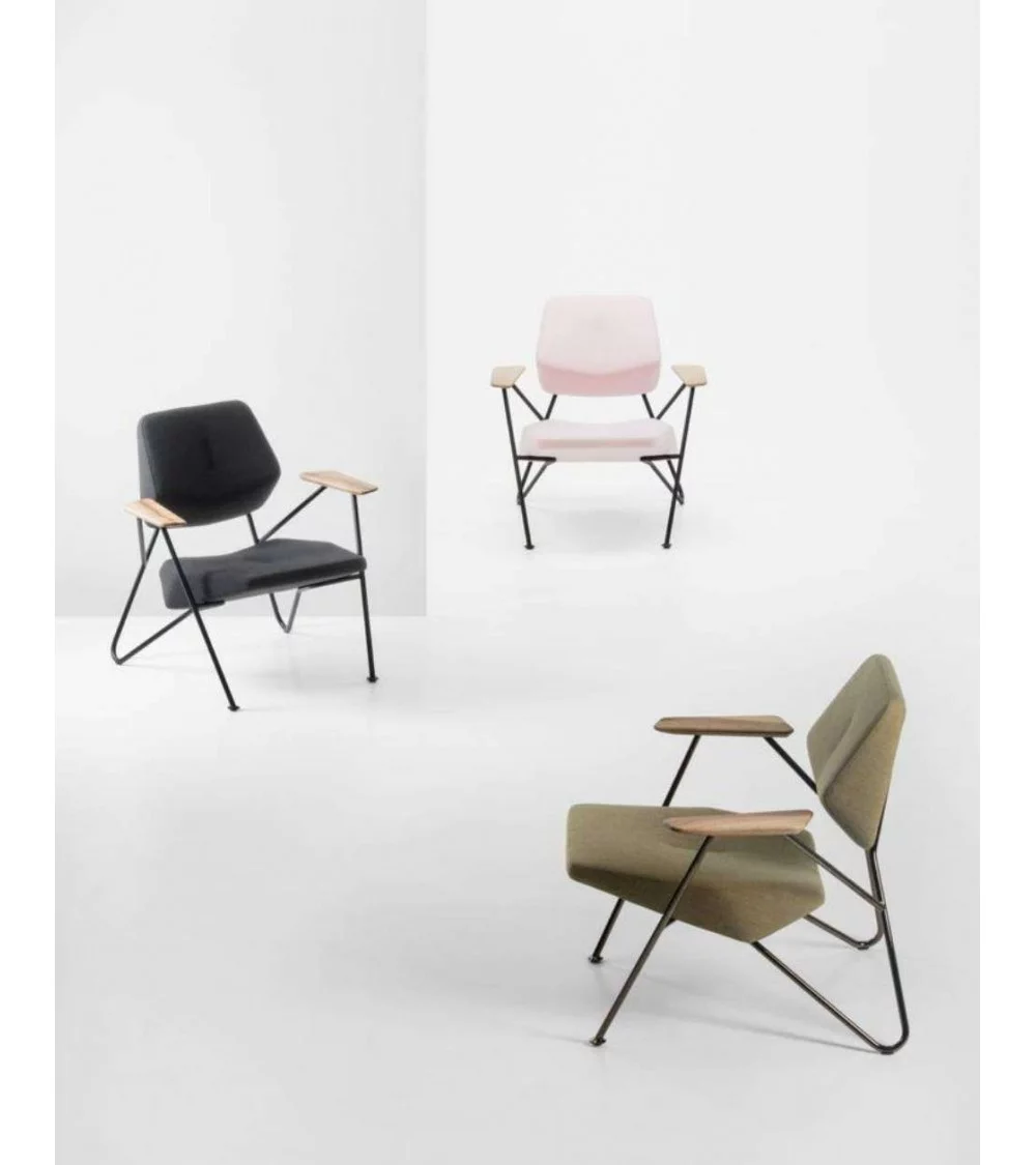 Contemporary design armchair POLYGON - PROSTORIA black fabric, black base, wooden armrests