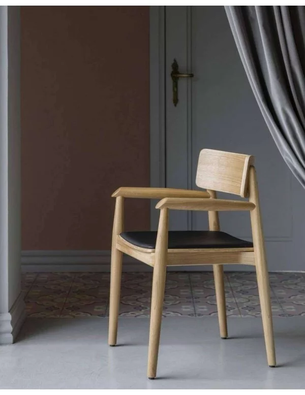 Design houten stoel met armleuningen DANTE - TAKE ME HOME - Eik