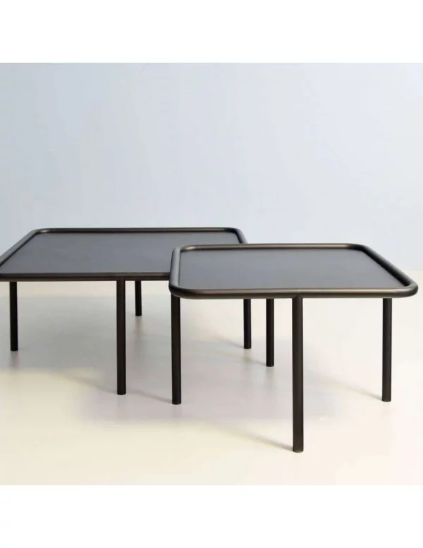 tables basse gigognes carrées en métal noir MONOLIT - TAKE ME HOME